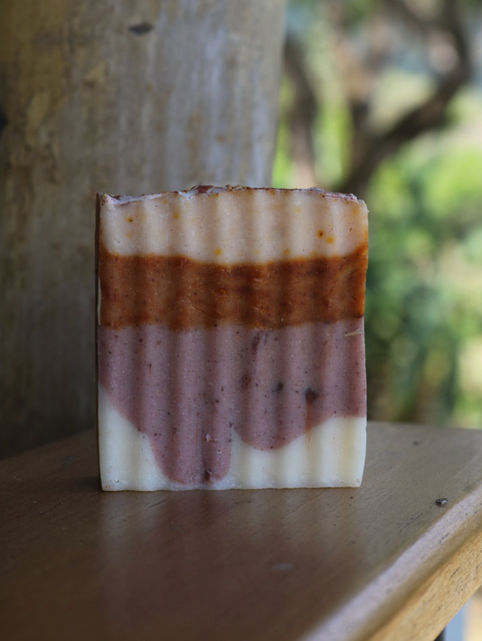 Jabón en barra con sebo de geranio y ylang ylang 